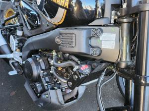 YAMAHA XSR 125 full black SERIE LEGACY