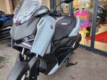 YAMAHA XMAX 300 Tech Max CERAMIC GREY