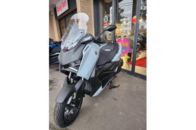 YAMAHA XMAX 300 Tech Max