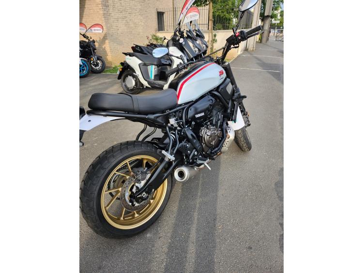 YAMAHA XSR 700 XTRIBUTE FULL PERMIS A 