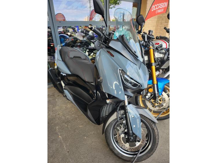 YAMAHA XMAX 300 Tech Max