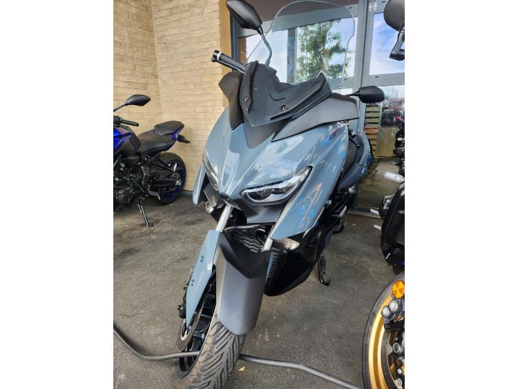 YAMAHA XMAX 300 Tech Max
