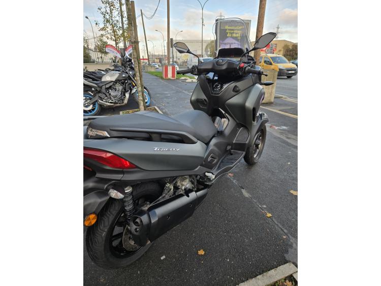 YAMAHA TRICITY 300 TECH KAMO PERMIS B + FORMATION 7H