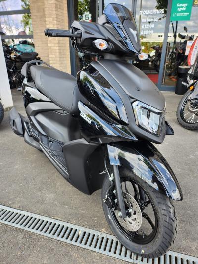 YAMAHA RayZR 125