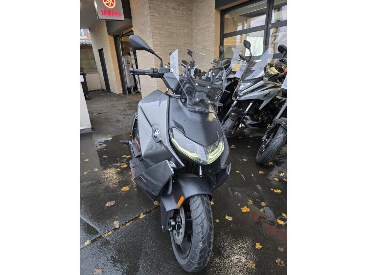 BMW CE 04 Modèle A1 :  formation 7h + permis B