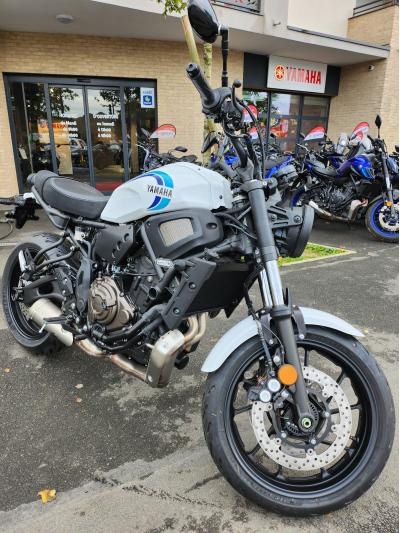 YAMAHA XSR 700