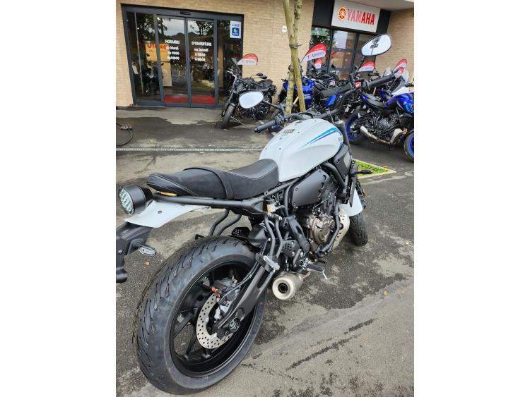 YAMAHA XSR 700