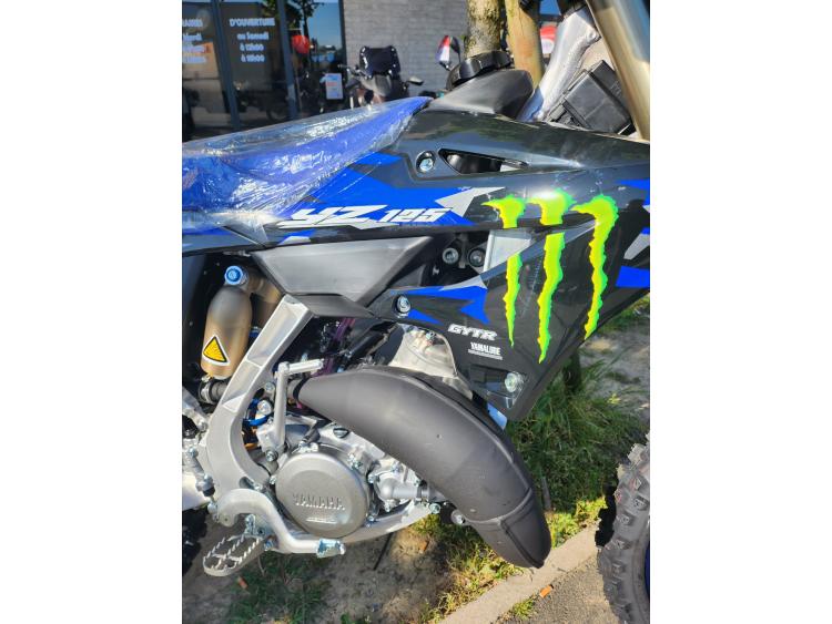 YAMAHA YZ125 MONSTER ENERGY