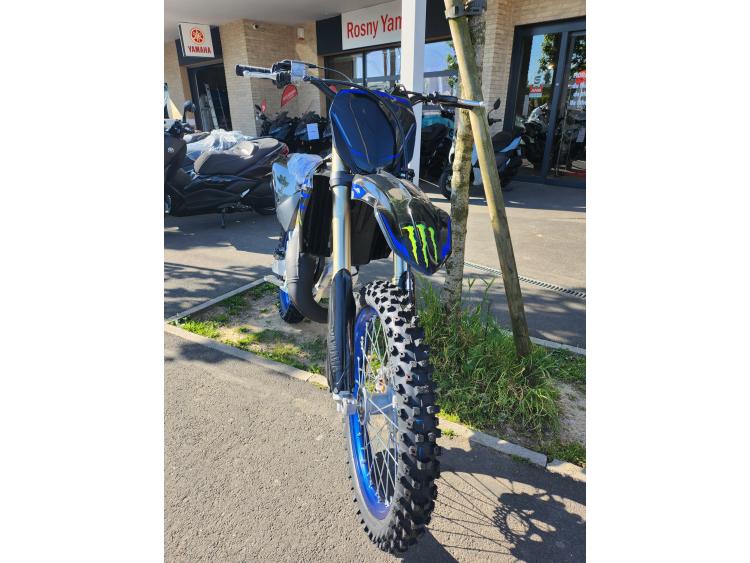 YAMAHA YZ125 MONSTER ENERGY