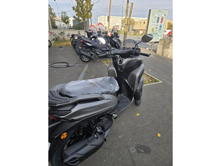 YAMAHA TRICITY 125 MODELE 2025 PERMIS B + FORMATION 7H