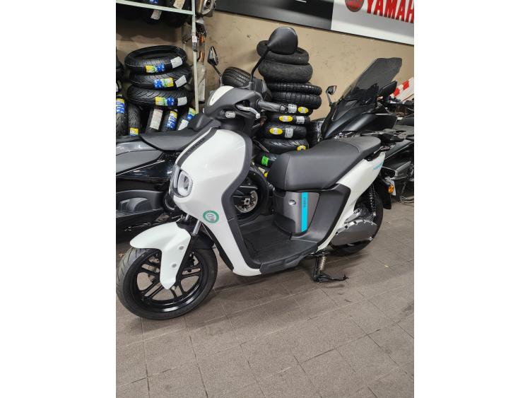 YAMAHA NEO'S 50 ELECTRIQUE DUAL BATTERIE